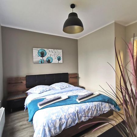Apartament Turkus Na Rezydencji Ustronie Morskie Luaran gambar